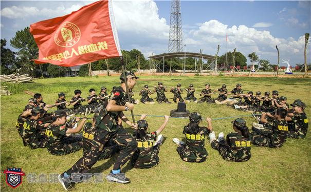 夏令营拓展课程动力圈演练.jpg