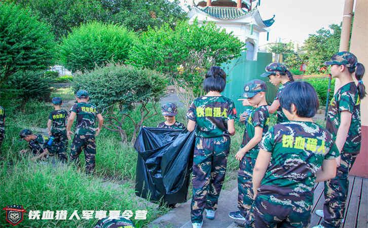 铁血猎人军事夏令营图片 (44).jpg